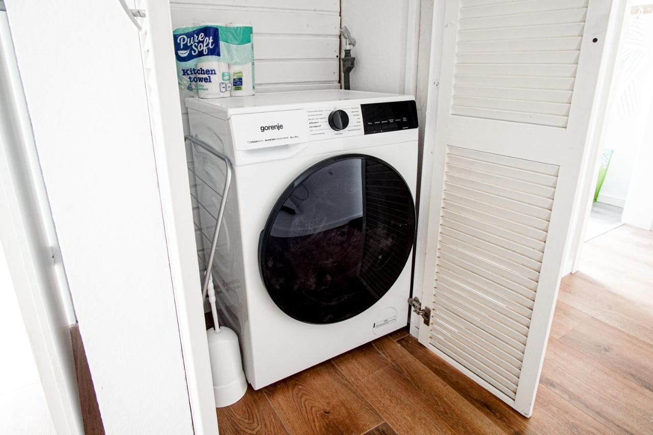 Homefy Bright And Cozy Holiday Apartment - Washer & Dryer - Free Parking 에센 외부 사진